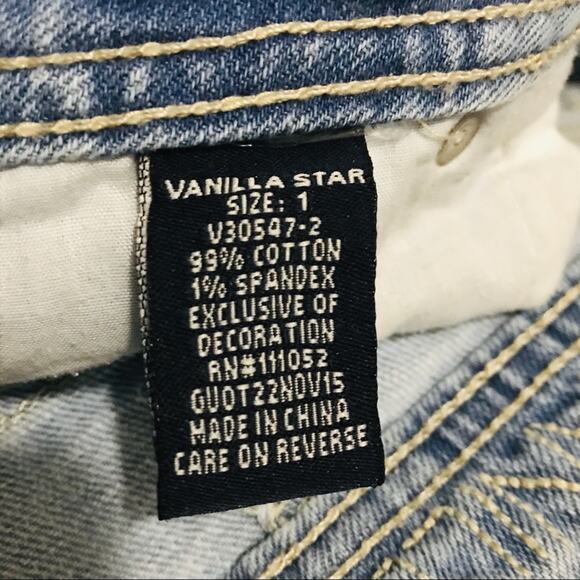 Vanilla Star Light Wash Distressed Denim Jean Shorts Size 1 - Picture 4 of 5
